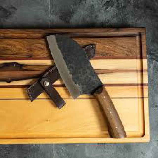 HACHA ACERO C/ NEGRO MANGO MADERA